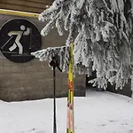 L'heure Bleue Nyaraló